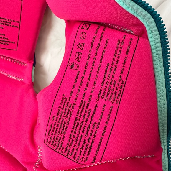 HyperLite Elite Kids Life jacket (child size) - Picture 4 of 6